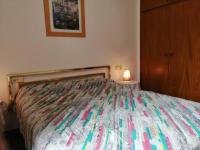 Postel nebo postele na pokoji v ubytování Apartamento con terraza Herbasabina 1