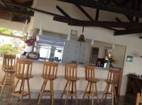 En restaurant eller et andet spisested på Ocean Bay Beach Resort