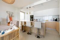 Kuchyň nebo kuchyňský kout v ubytování Unbelievable 3 bed Apt in ONE RESIDENCES RDR263