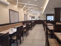 Εστιατόριο ή άλλο μέρος για φαγητό στο Happys Hotel