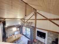 Telewizja i/lub zestaw kina domowego w obiekcie Green Marmottes Chalet - 12 personnes - Pied des pistes - Saint Jean D Aulps