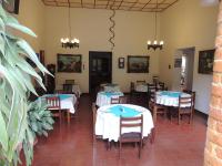 Un restaurant sau alt loc unde se poate mânca la Hotel Real