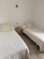 Postel nebo postele na pokoji v ubytování Acogedor apartamento junto a la playa by beBalmy