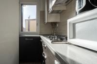 Kuchyňa alebo kuchynka v ubytovaní Ca' Giorgia Venice Apartment with Balcony