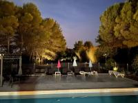 Plan piętra w obiekcie Magnifique villa de famille avec piscine
