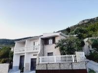 Nespecifikovaný výhled na hory nebo výhled na hory při pohledu z apartmánu