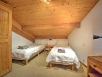 Posteľ alebo postele v izbe v ubytovaní Bel Appartement Spacieux à Morzine - 8 Personnes, 90m², Accès Direct aux Pistes et Téléphérique - FR-1-524-109