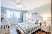 Surf Court Villas 5にあるベッド