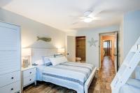 Surf Court Villas 5にあるベッド