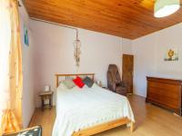 Łóżko lub łóżka w pokoju w obiekcie Holiday Home in Saint Germain de Calberte