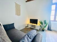 Plán poschodí v ubytovaní Aux pieds du Vieux-Mans : Joli Studio Cosy
