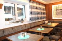 A seating area at Apart Garni Jägerheim