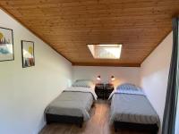 Plán poschodí v ubytovaní Cozy 2 bedroom apartment in ski resort, panoramic lake view