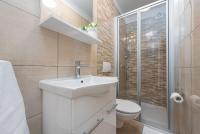 Kúpeľňa v ubytovaní Villa Kamen ZadarVillas