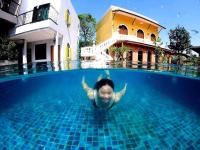 Bazén v ubytování Aen Guy Boutique Hotel nebo v jeho okolí