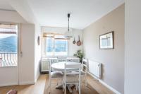 Nespecifikovaný výhled na hory nebo výhled na hory při pohledu z apartmánu