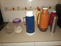 O bucătărie sau chicinetă la Pearl Furnished Rooms Buloba