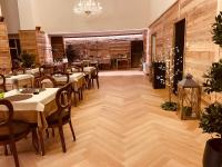 Reštaurácia alebo iné gastronomické zariadenie v ubytovaní HOTEL LE FONTI