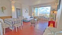 Jadalnia w apartamencie