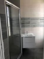 Kúpeľňa v ubytovaní Grain de café Barneville Plage