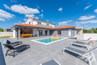 Bazén v ubytovaní Villa Casa Mara alebo v jeho blízkosti