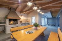 Posedenie v ubytovaní Villa Casa Mara
