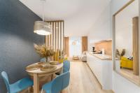 Posteľ alebo postele v izbe v ubytovaní Apartament SUBMARINE SurfingBird Dźwirzyno