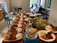 Φαγητό σε αυτό το ξενοδοχείο ή κάπου εκεί κοντά