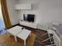 TV a/nebo společenská místnost v ubytování SDP Marina Apartment