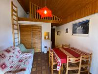 Posedenie v ubytovaní Appartement calme avec Multi Pass à 3€/jour, proche du centre, des remontées et des activités d'été! - FR-1-693-20