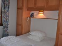 Postel nebo postele na pokoji v ubytování Appart spacieux à Châtel avec parking, balcon et Multi Pass inclus - FR-1-693-28