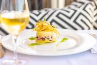 Jídlo v hotelu nebo okolí