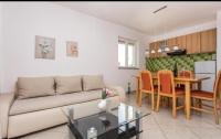 Kuchyňa alebo kuchynka v ubytovaní Apartments Kraljić I