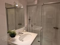 A bathroom at Апартамент RESORT SENSATION 3