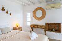 Posteľ alebo postele v izbe v ubytovaní Aquileria Seaview Pool Villa - Seven Bedrooms