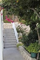 Vonkajšia záhrada v ubytovaní Studio apartment in Hvar town with sea views, terrace, air conditioning, WiFi 3615-5