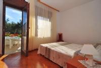 Posteľ alebo postele v izbe v ubytovaní Apartment in Sukosan with terrace, air conditioning, WiFi 654-1