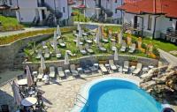 Bazén v ubytování Bay View Villas - Luxury Villas & Apartments nebo v jeho okolí