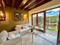 A seating area at Complejo la Regalina