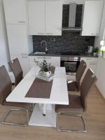 Posezení v ubytování Apartment in Duce with sea view, terrace, air conditioning, WiFi 3423-6