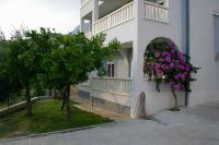 Zahrada ubytování Apartment in Duce with sea view, terrace, air conditioning, WiFi 3423-6