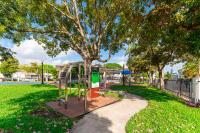 Ein Garten an der Unterkunft PRAIA Hotel Boutique &amp; Apartments Miami Beach