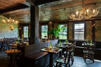 Restaurace v ubytování Urban Cowboy Lodge