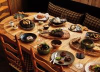 Jídlo v hotelu nebo okolí