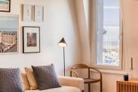 Posedenie v ubytovaní La Villa Suzanne - Two Bedrooms - Deauville Beach