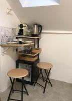 Kuchnia lub aneks kuchenny w obiekcie Chambre - Bed & Breakfast - Plage 50m - Résidence