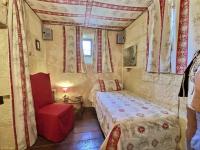 Posteľ alebo postele v izbe v ubytovaní Chez Lydia - Osez la vie de chateau ! Pont du Gard, Uzès