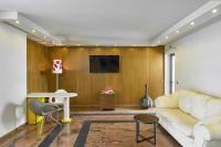 A television and/or entertainment centre at Mediterranean Resort