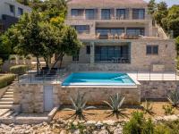 Bazén v ubytování Beautiful Korcula Villa A Few Steps To The Sea Villa Korcula Waterfront Korcula Town nebo v jeho okolí