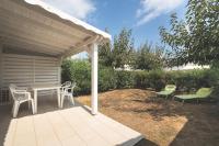 Vonkajšia záhrada v ubytovaní Maison à Cervione Prunete jardin piscine accès direct plage